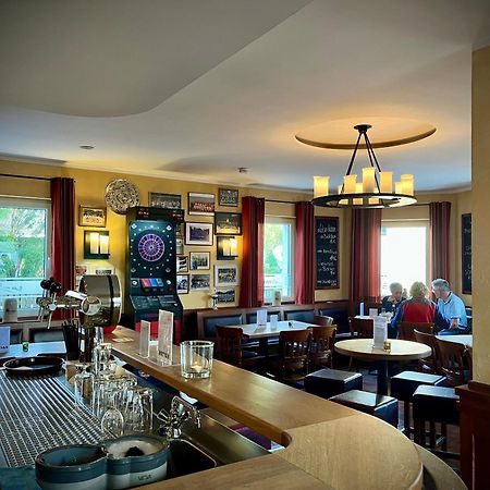 Hotel Zu Den Linden Вахтберг Экстерьер фото