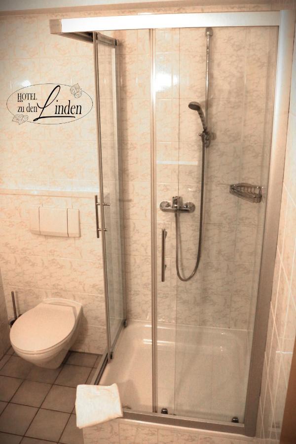 Hotel Zu Den Linden Вахтберг Экстерьер фото