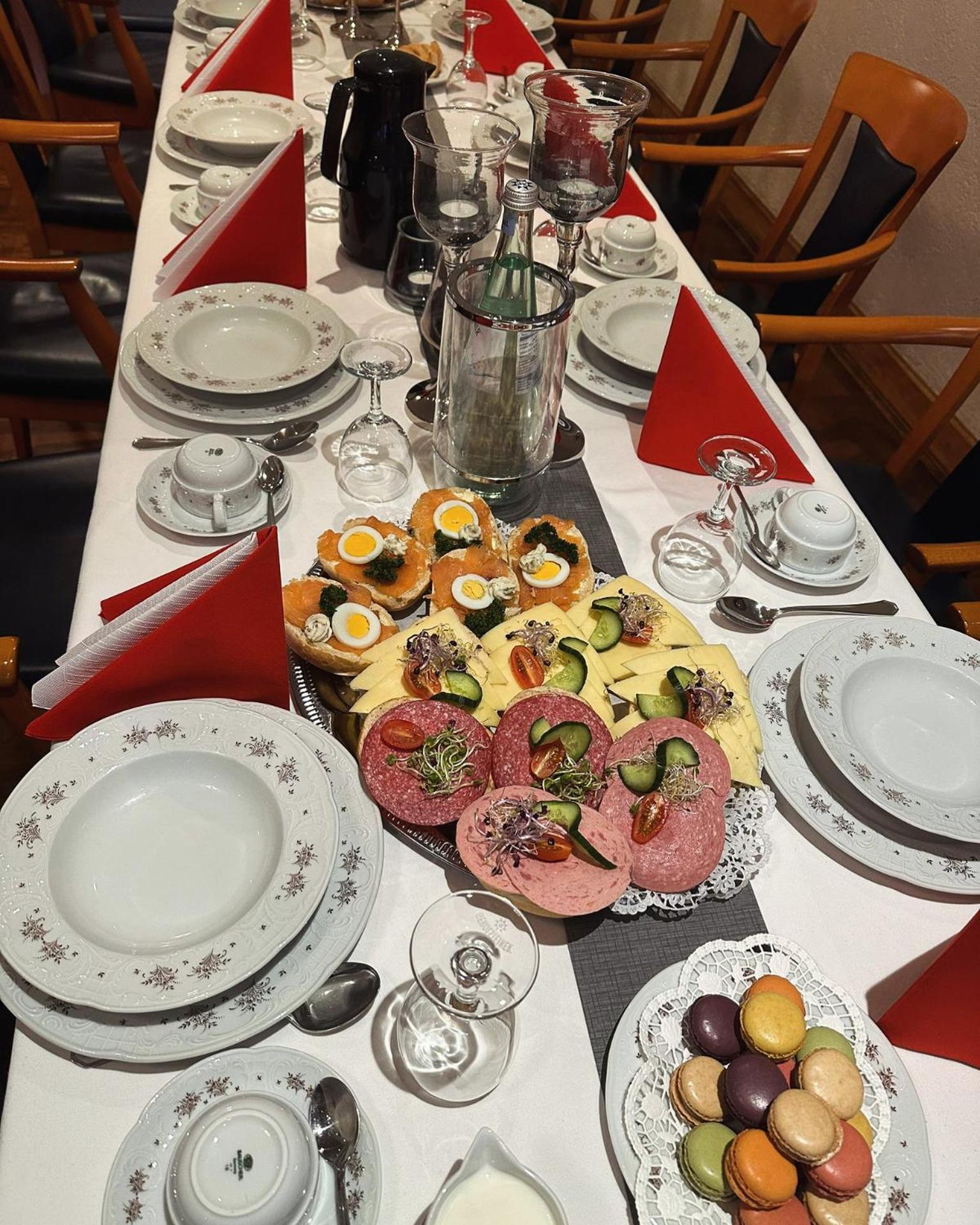 Hotel Zu Den Linden Вахтберг Экстерьер фото