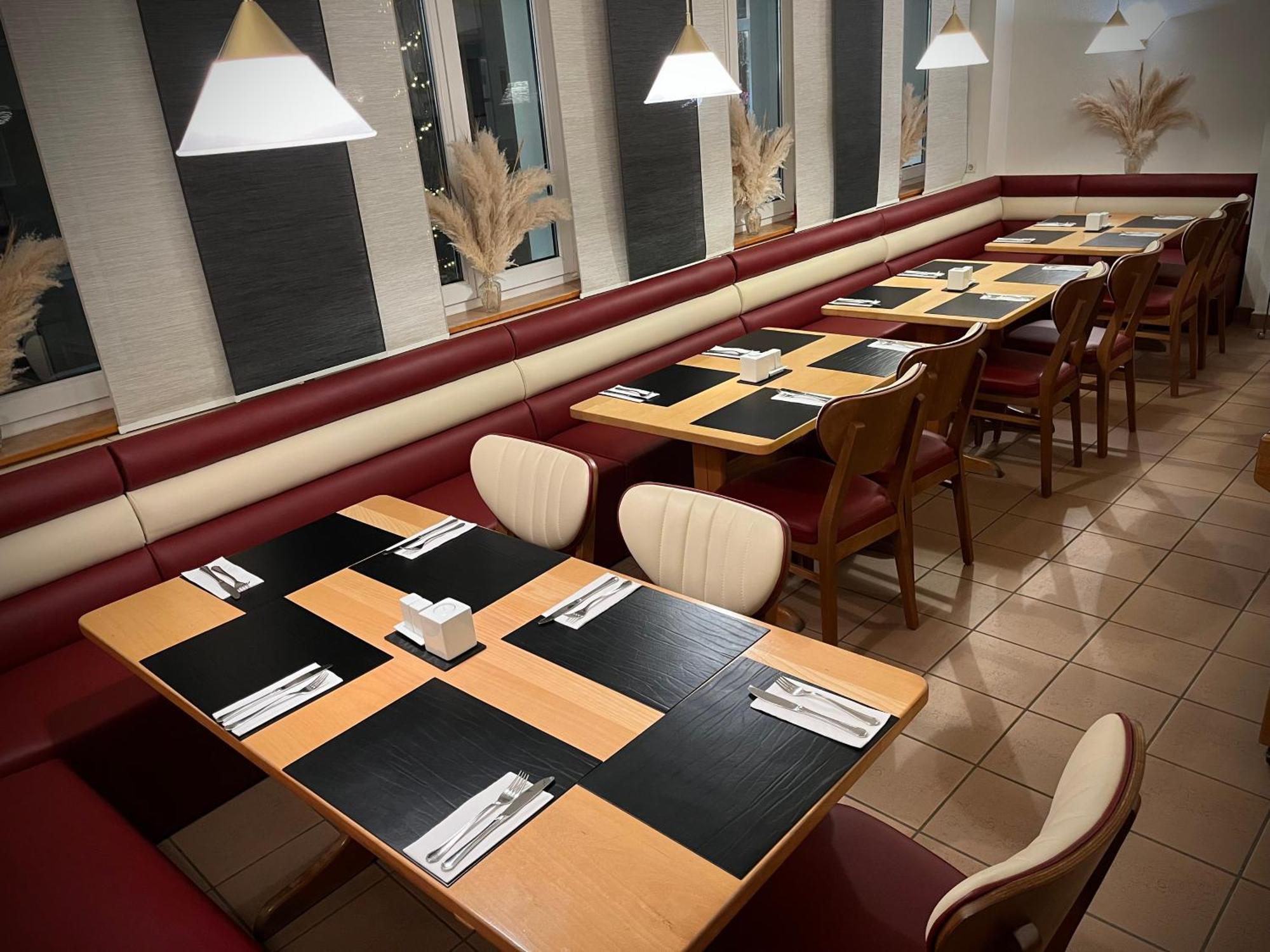 Hotel Zu Den Linden Вахтберг Экстерьер фото