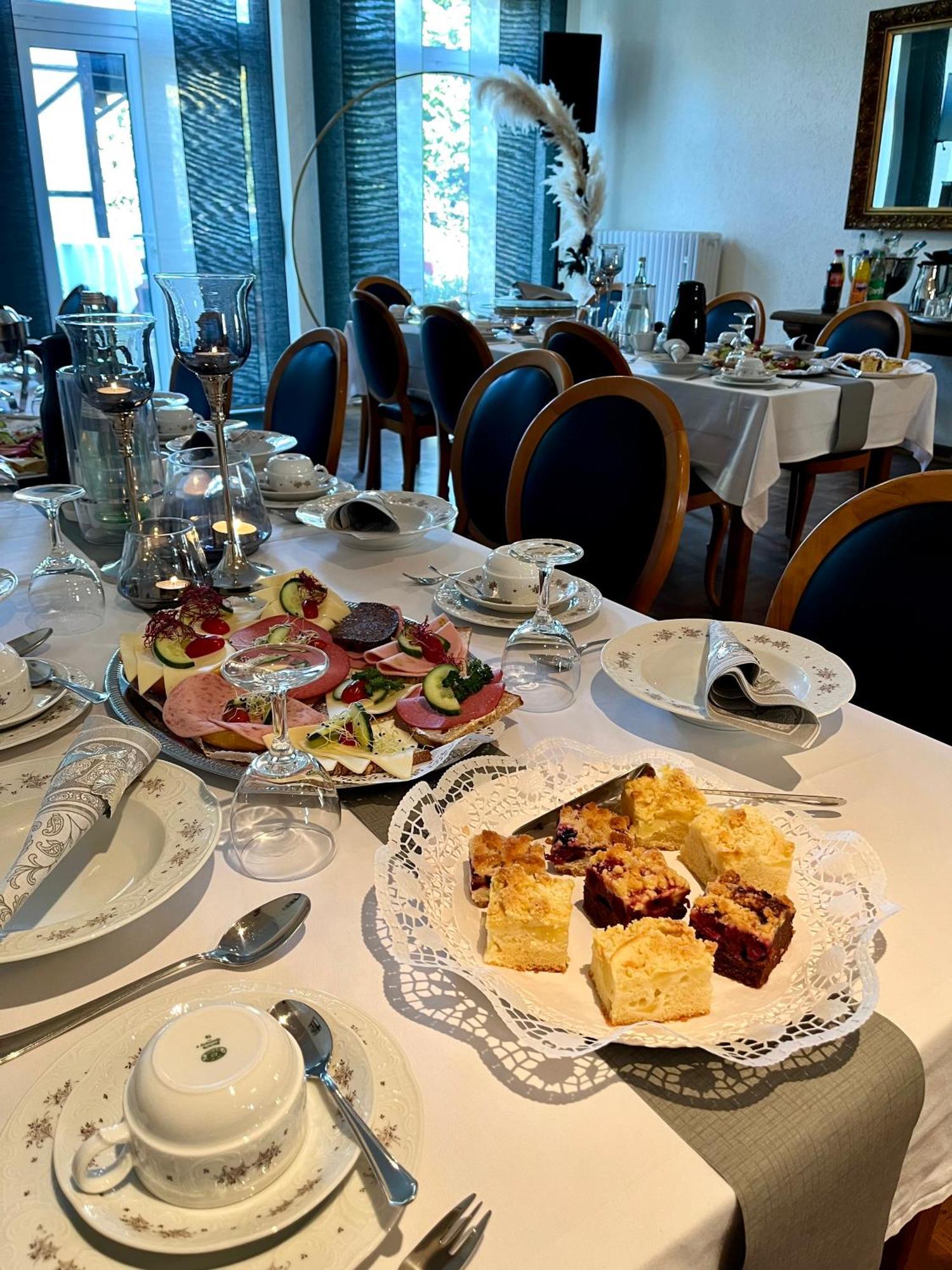 Hotel Zu Den Linden Вахтберг Экстерьер фото
