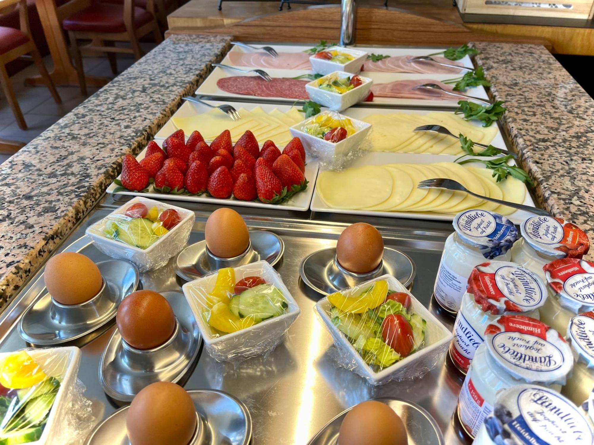 Hotel Zu Den Linden Вахтберг Экстерьер фото